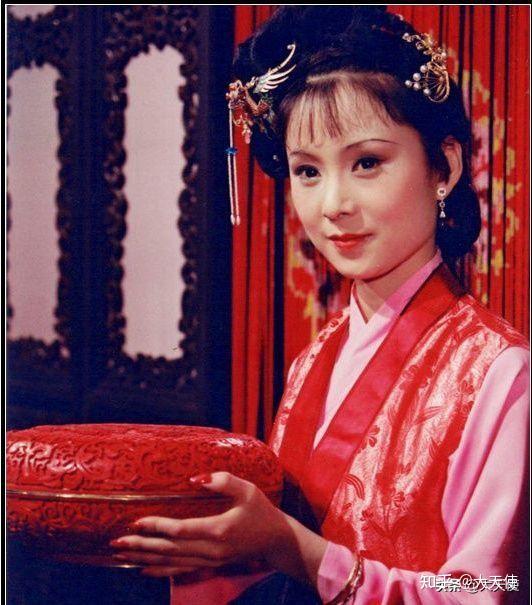 晴雯临死前为何要与贾宝玉换穿内衣