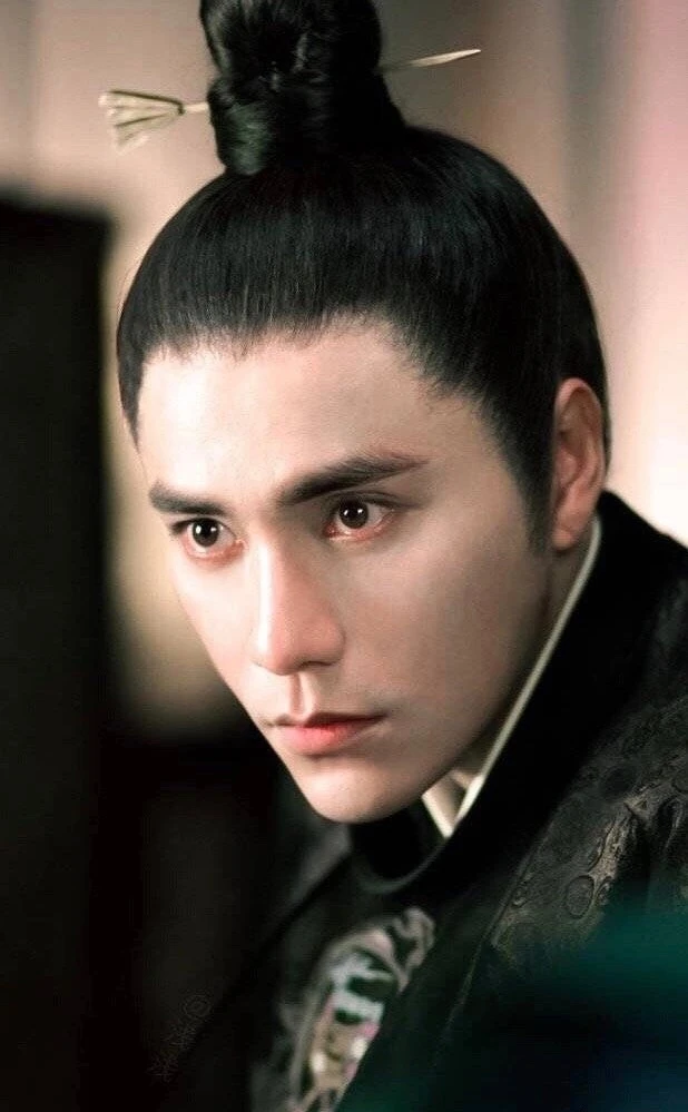 48岁陈坤公开卖惨活该他被全网追着骂