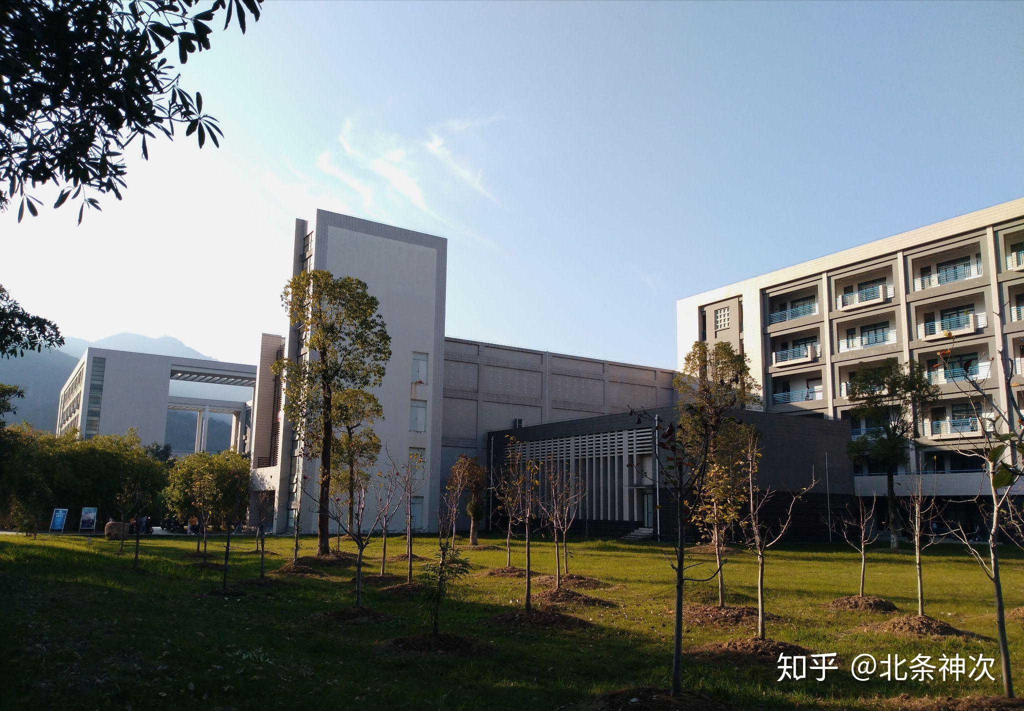 福建工程学院法学院图片