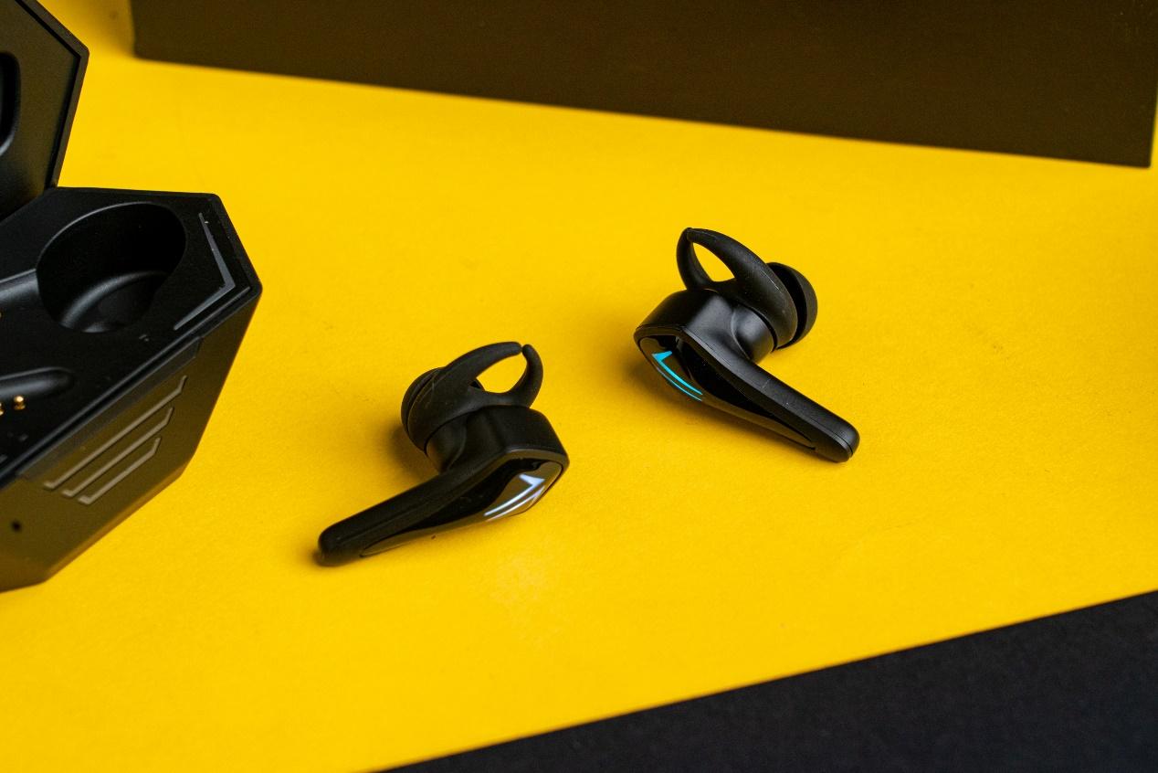 45ms超低延迟让你轻松抓住决胜时刻tezospark火花真无线蓝牙耳机评测