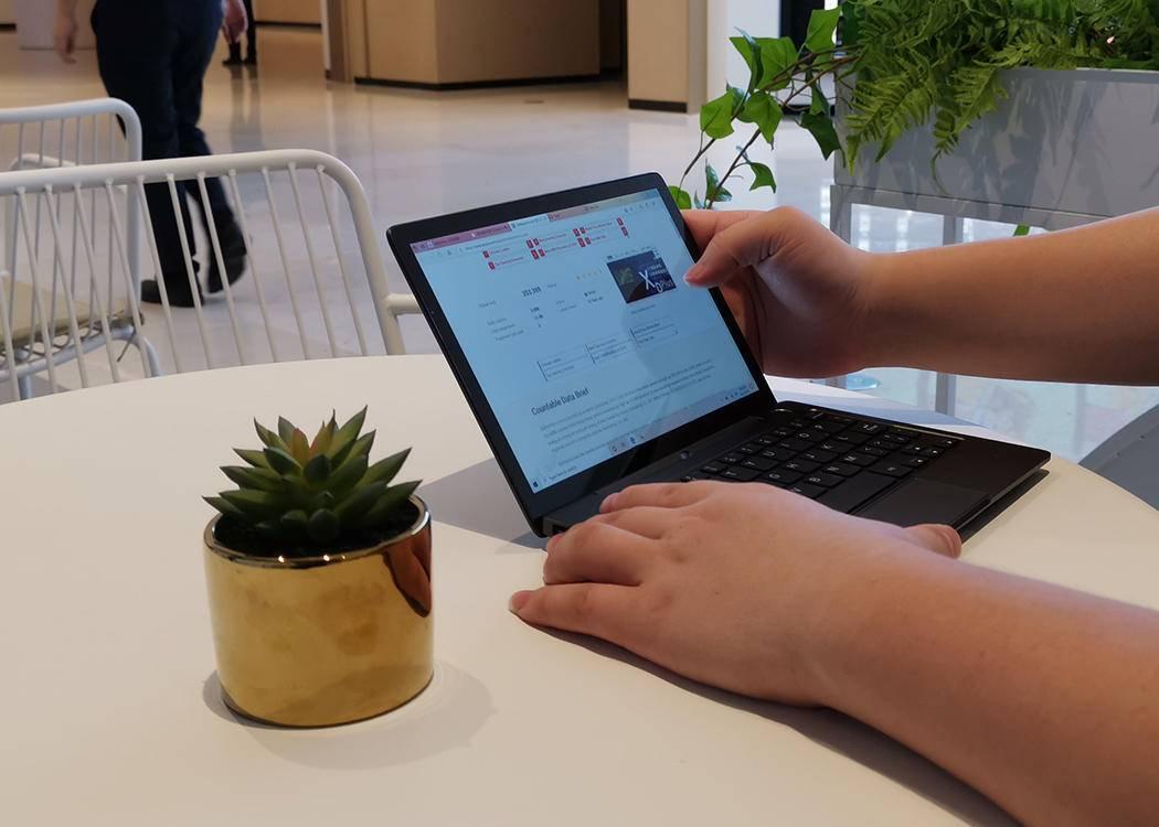 外出办公怎么能少了一台笔记本,最小超极本出行优选gpd p2 max