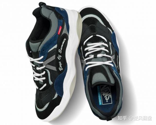 鞋子怎么才能防滑 v2-e108b19422af568c9fbf4b1e64ee27d1_r.jpg