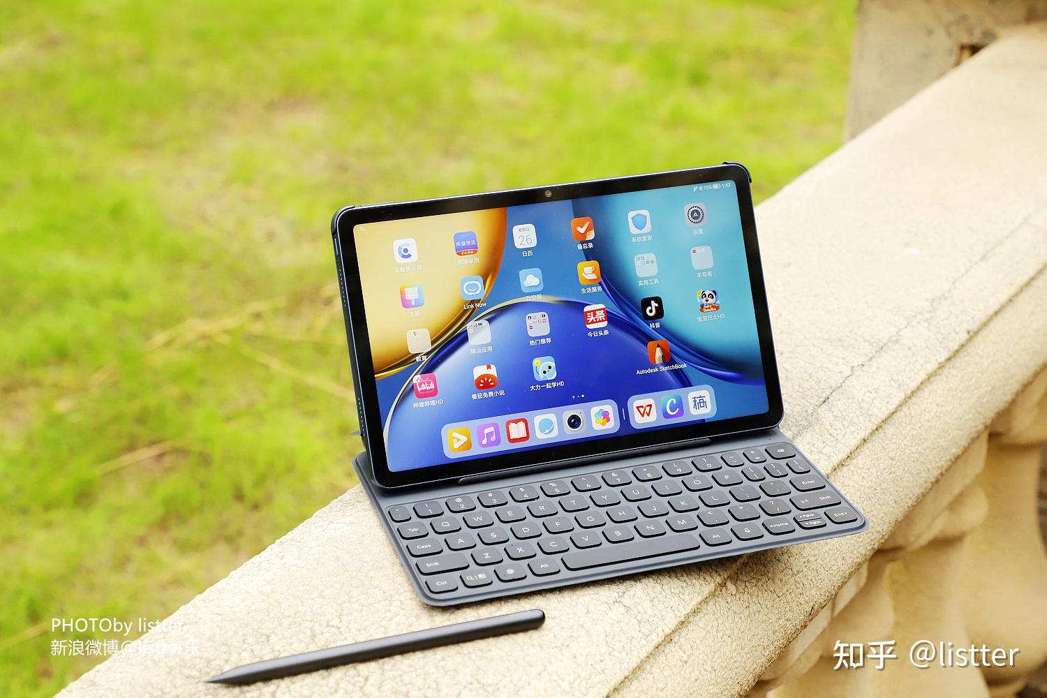 荣耀平板v7曙光蓝测评是玩转学习和娱乐的生产力工具