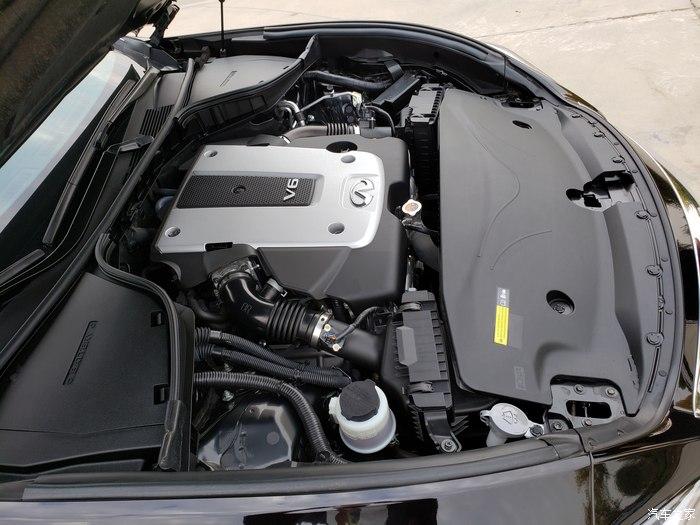 2017款紫玉黑2.5v6悦享版英菲尼迪q70l挑战全网最小公里数 - 知乎