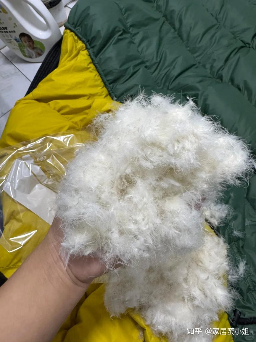 服装销售偷偷说：这7种羽绒服真的“很差劲”，有钱没钱都别买 - 知乎