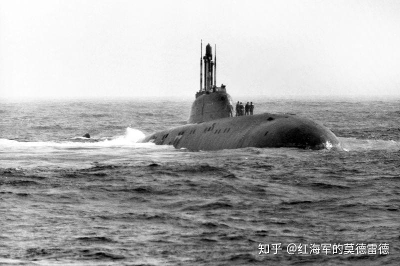 红色水下核舰队的沉默中坚苏俄671系列攻击型核潜艇小传