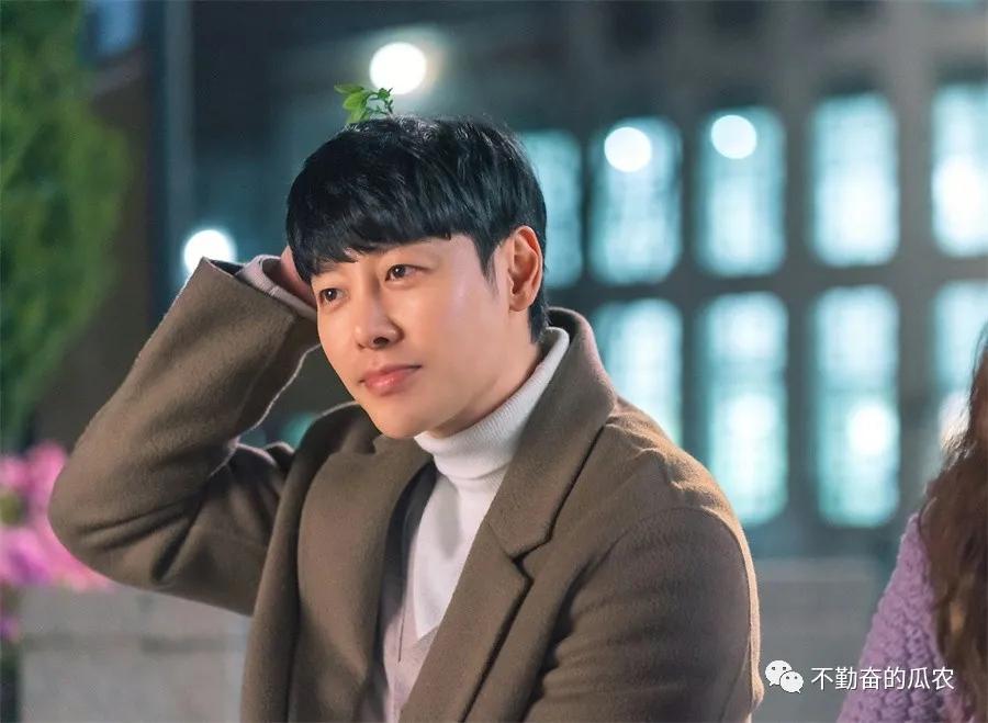 最近在疯狂散发魅力的金东旭