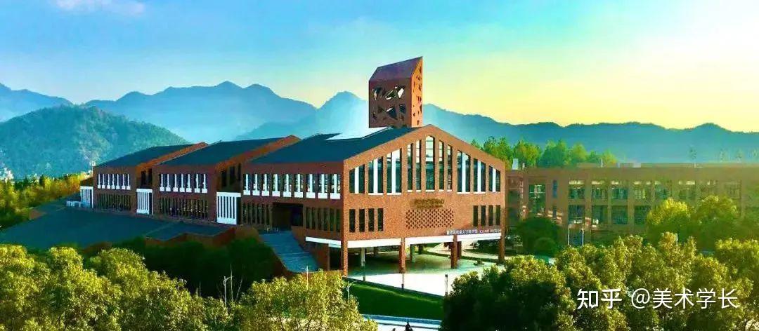 ▼▼▼景德镇陶瓷大学类似院校推荐:上海理工大学出版印刷与艺术设计