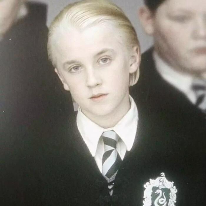 跪求汤姆费尔顿所饰的德拉科马尔福的高清帅照