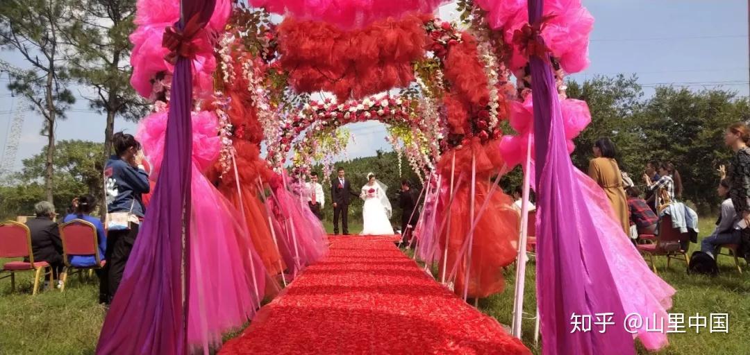 怎么办婚礼逼格才够高点进来满满的干货