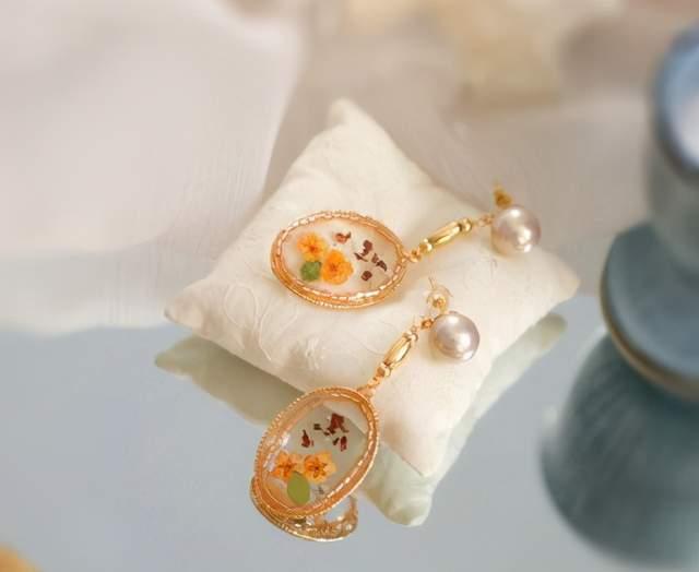 手工diy丨值得一试的小手工滴胶耳饰篇