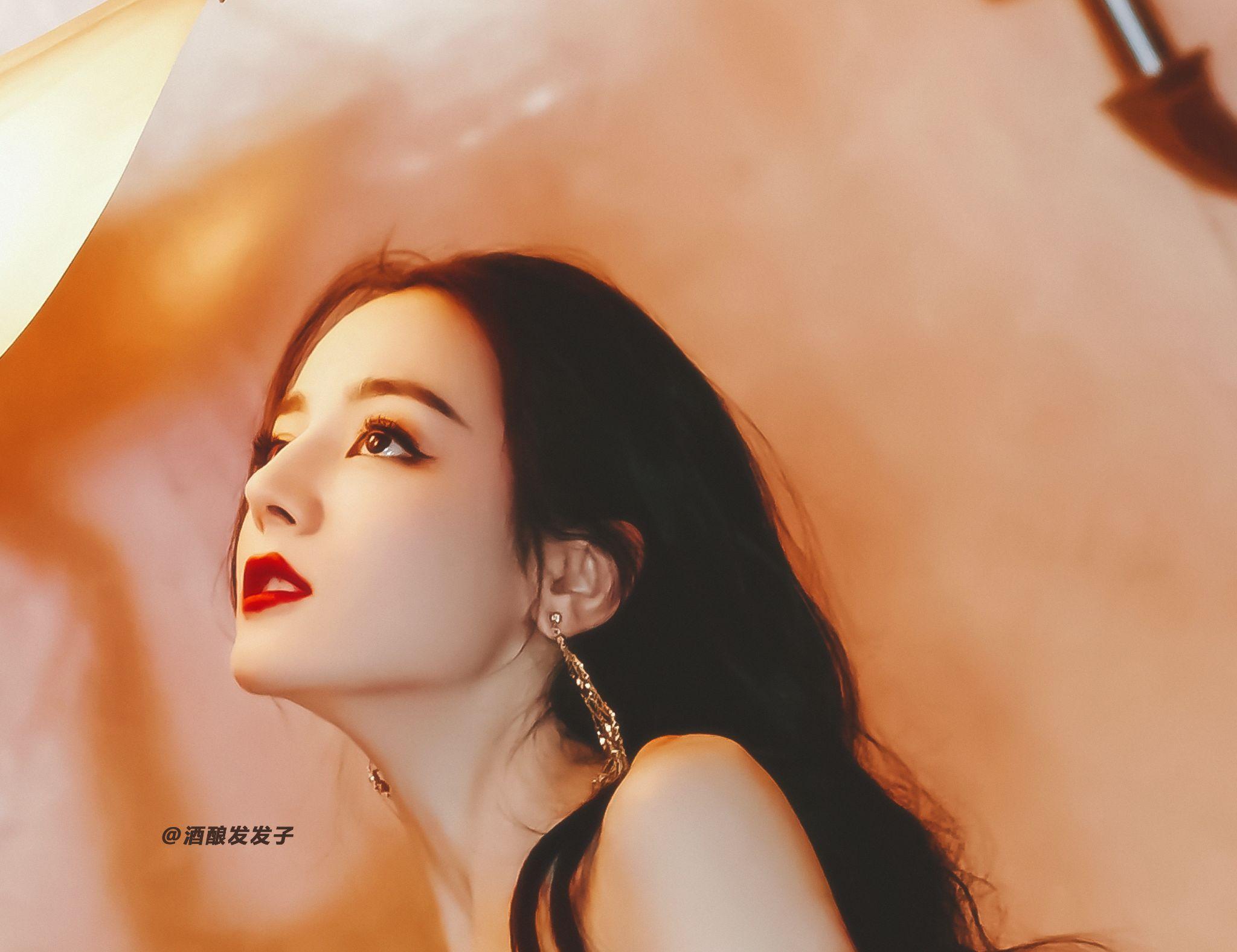 有哪些迪丽热巴的美图可以分享的? - 知乎