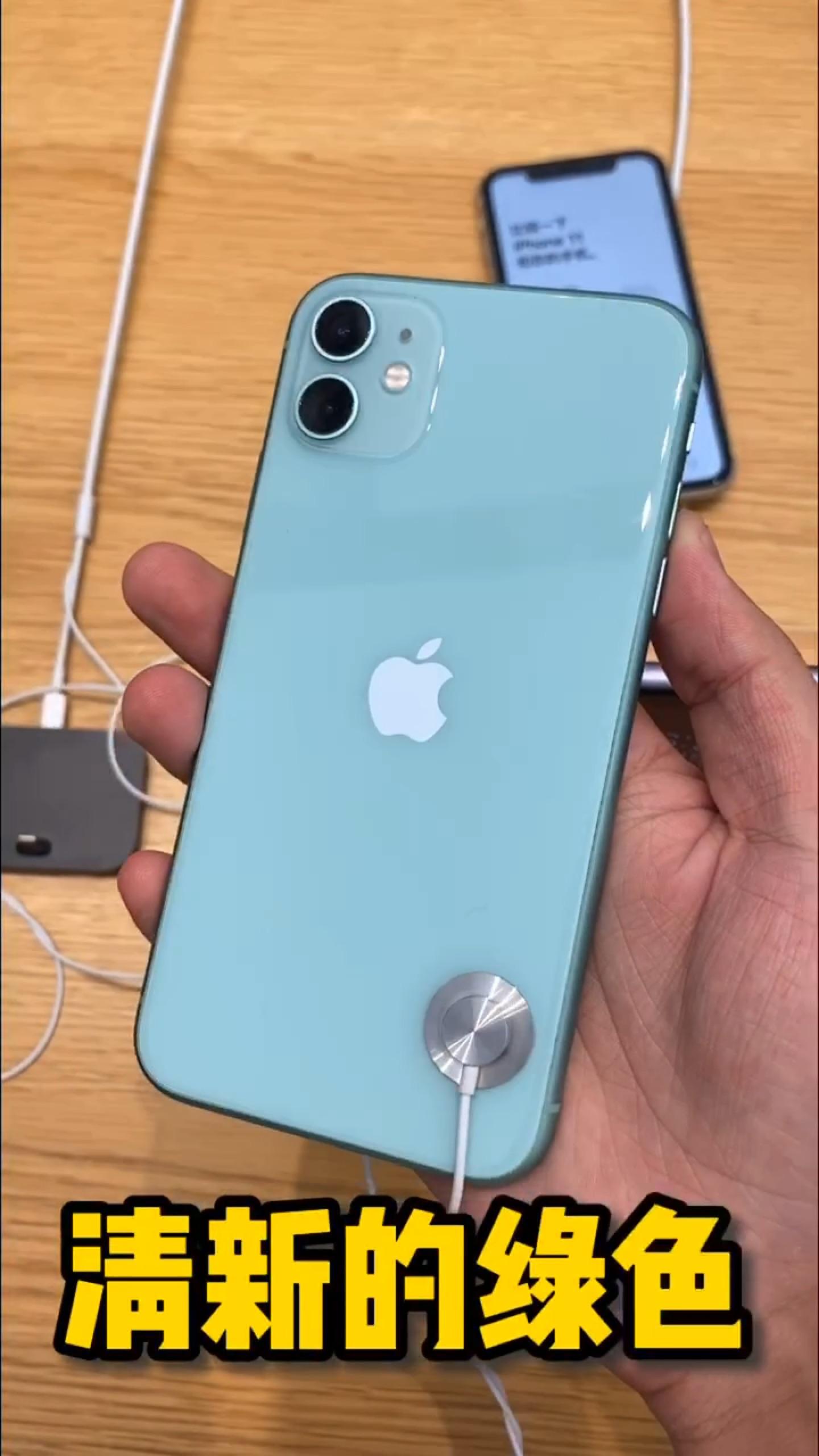 iphone12pro海蓝色上手,真不错