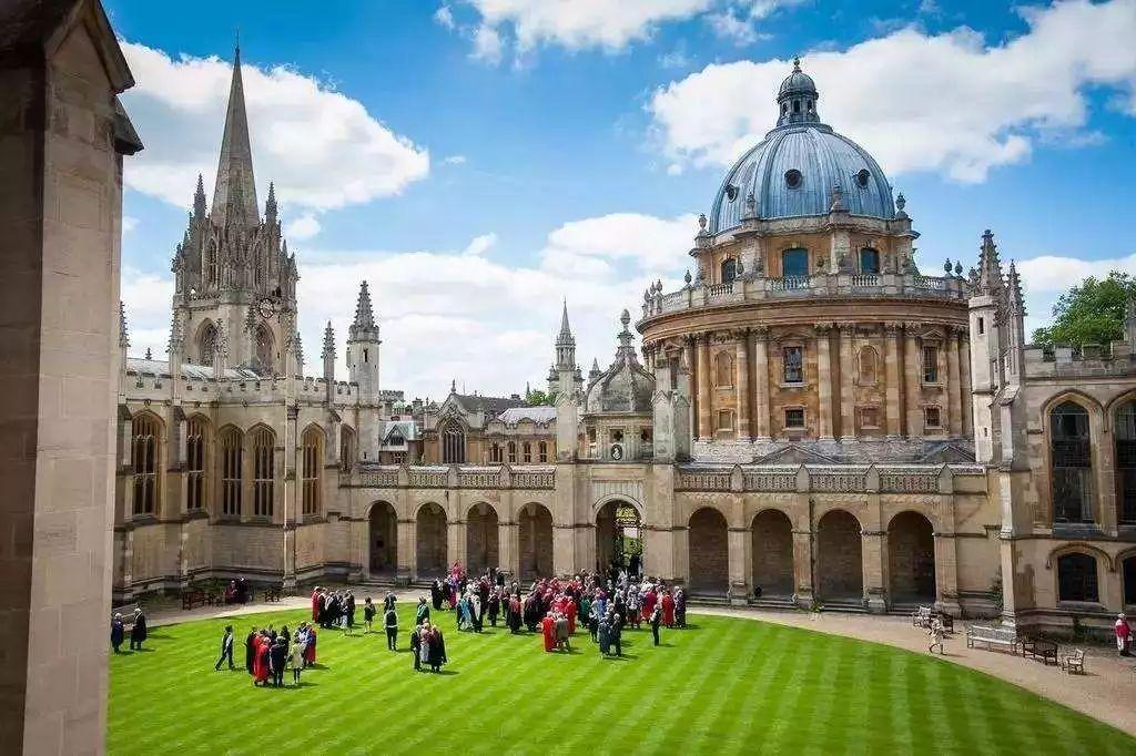 v2-e2968f07dbf0596933b5ce56068837f8_1440w.jpg?source=172ae18b