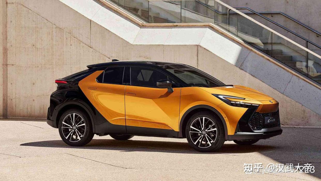 2024-c-hr-phev