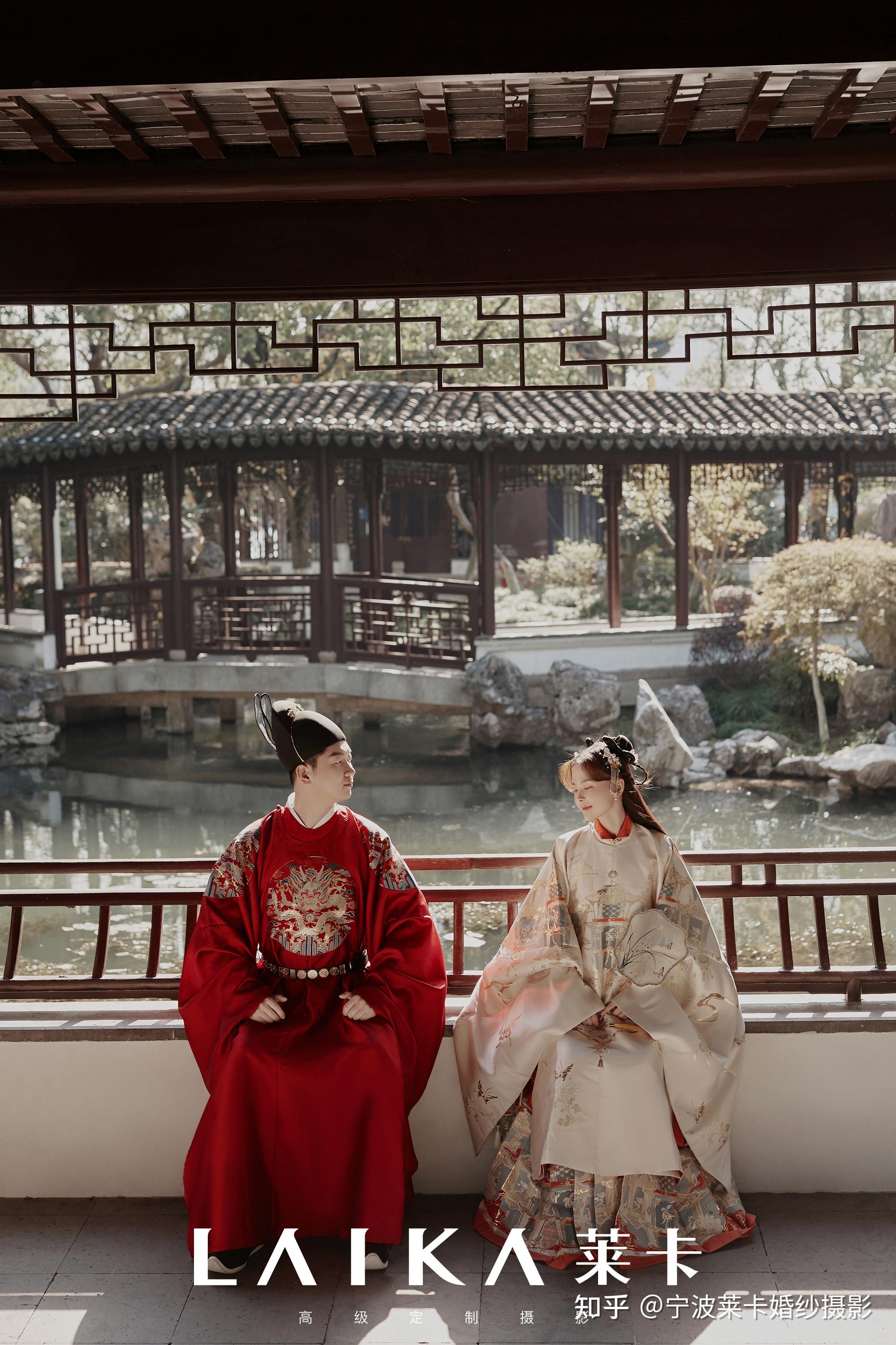 被婆婆夸爆了的汉服婚纱照是这样的