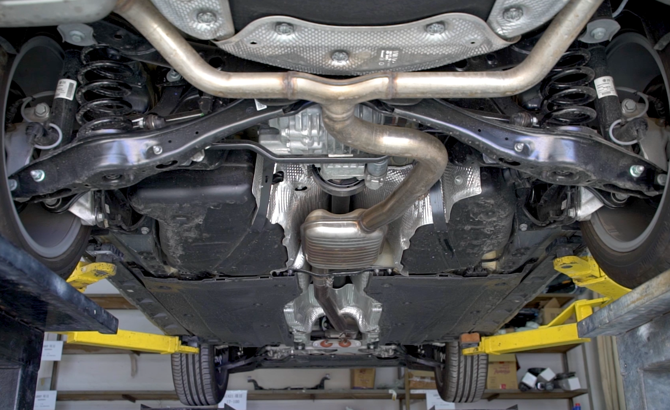 请工程师即兴录了段进口大众蔚揽底盘解析 , 全是干货,人家专业研发