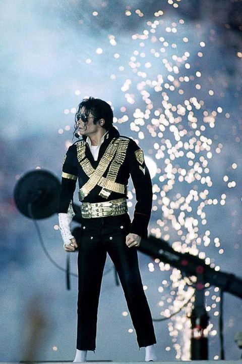 迈克尔杰克逊和他的音乐永远活在我们心中爱他
