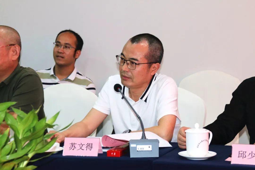 受到商会会长刘松波,监事长刘义卫,常务副会长苏锐彬,刘泽辉,副会长兼