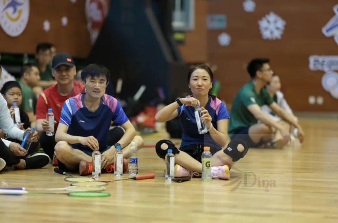 据了解,"凯思博杯"羽毛球比赛是由月坛体育馆和狄娜羽毛球俱乐部于
