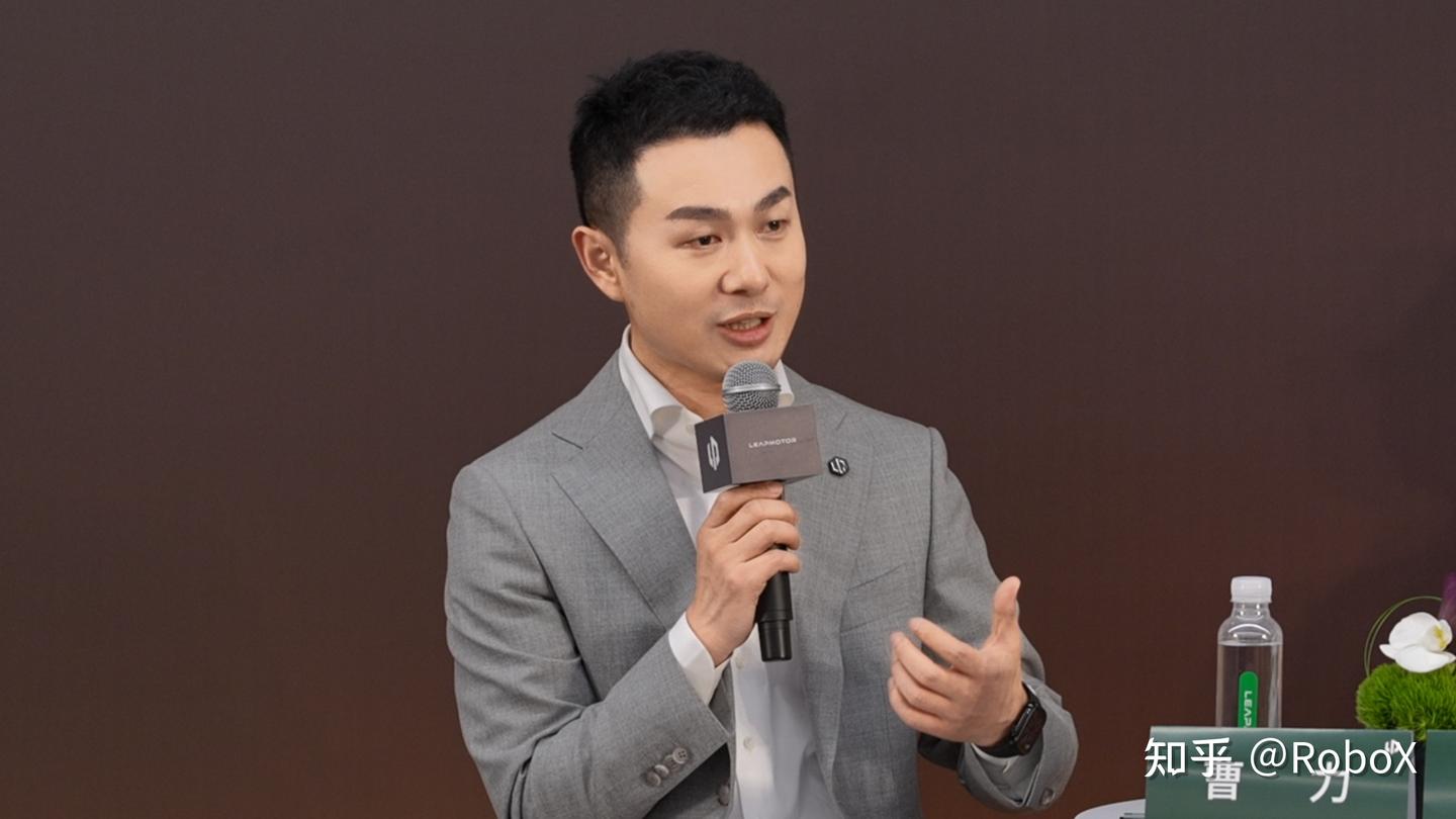 零跑朱江明:明年发布第二品牌,智驾水平将在3个月内质变!