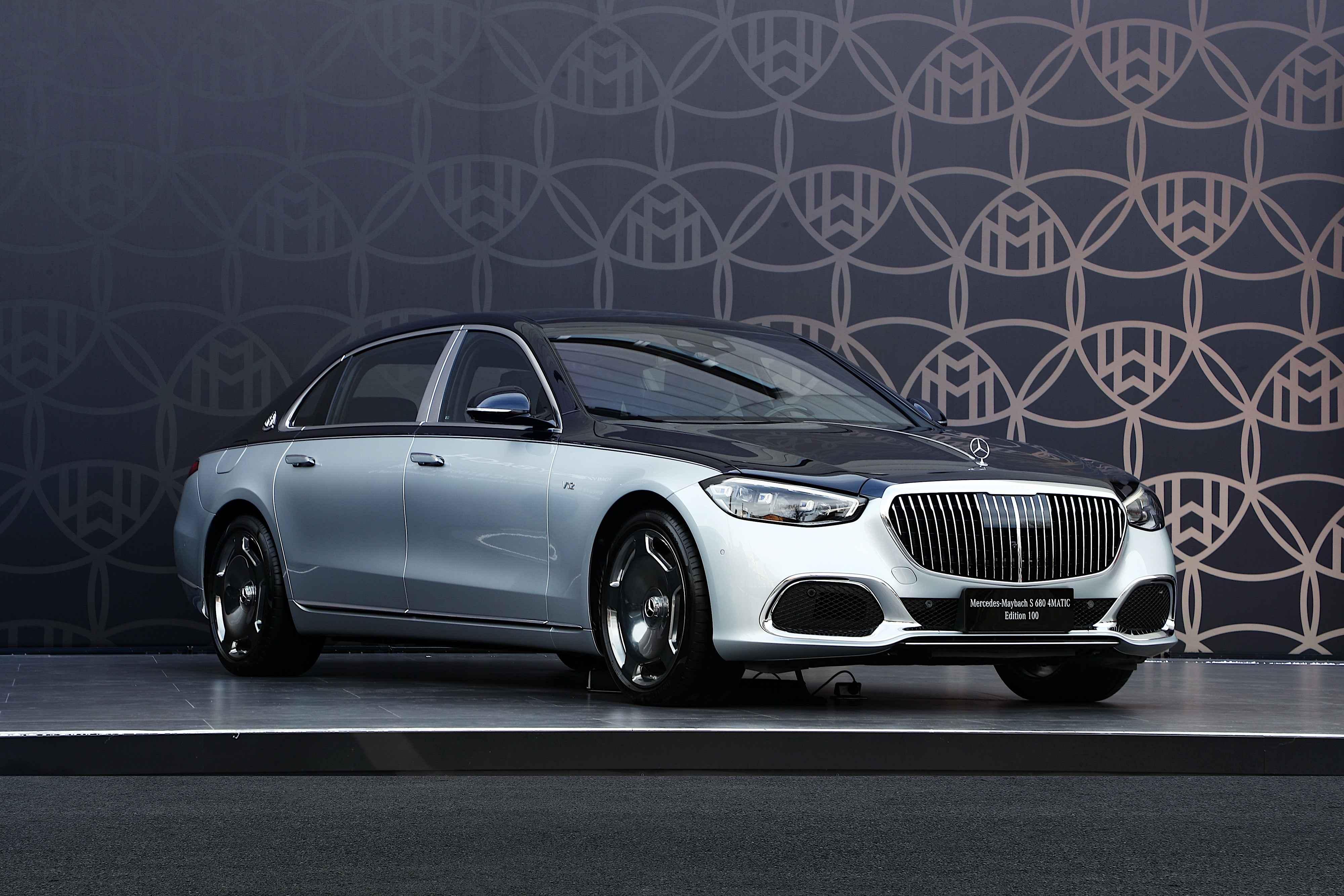 开启传奇新章 迈巴赫100周年品牌展开幕 - 知乎