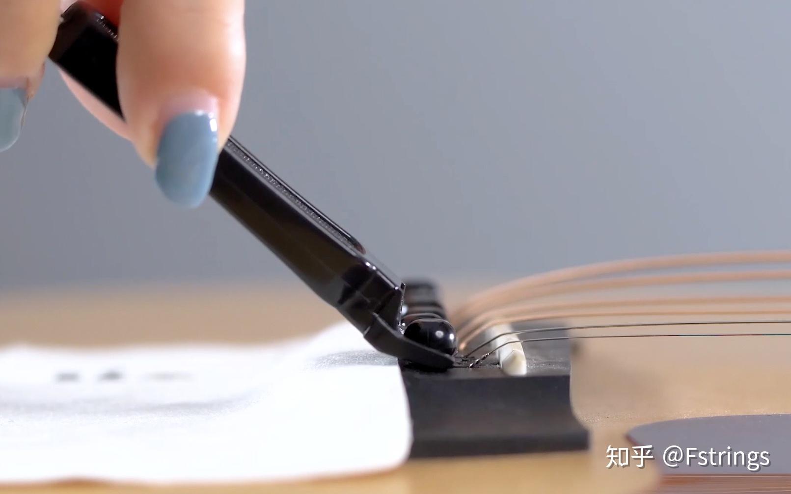 【吉他琴弦更换教程】这可能是史上最详细的吉他换弦调音教程~ - 知乎