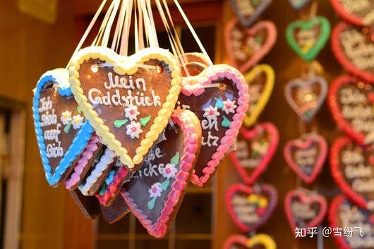 22年国家节假日 22年放假及调休安排 22法定假日表一览表