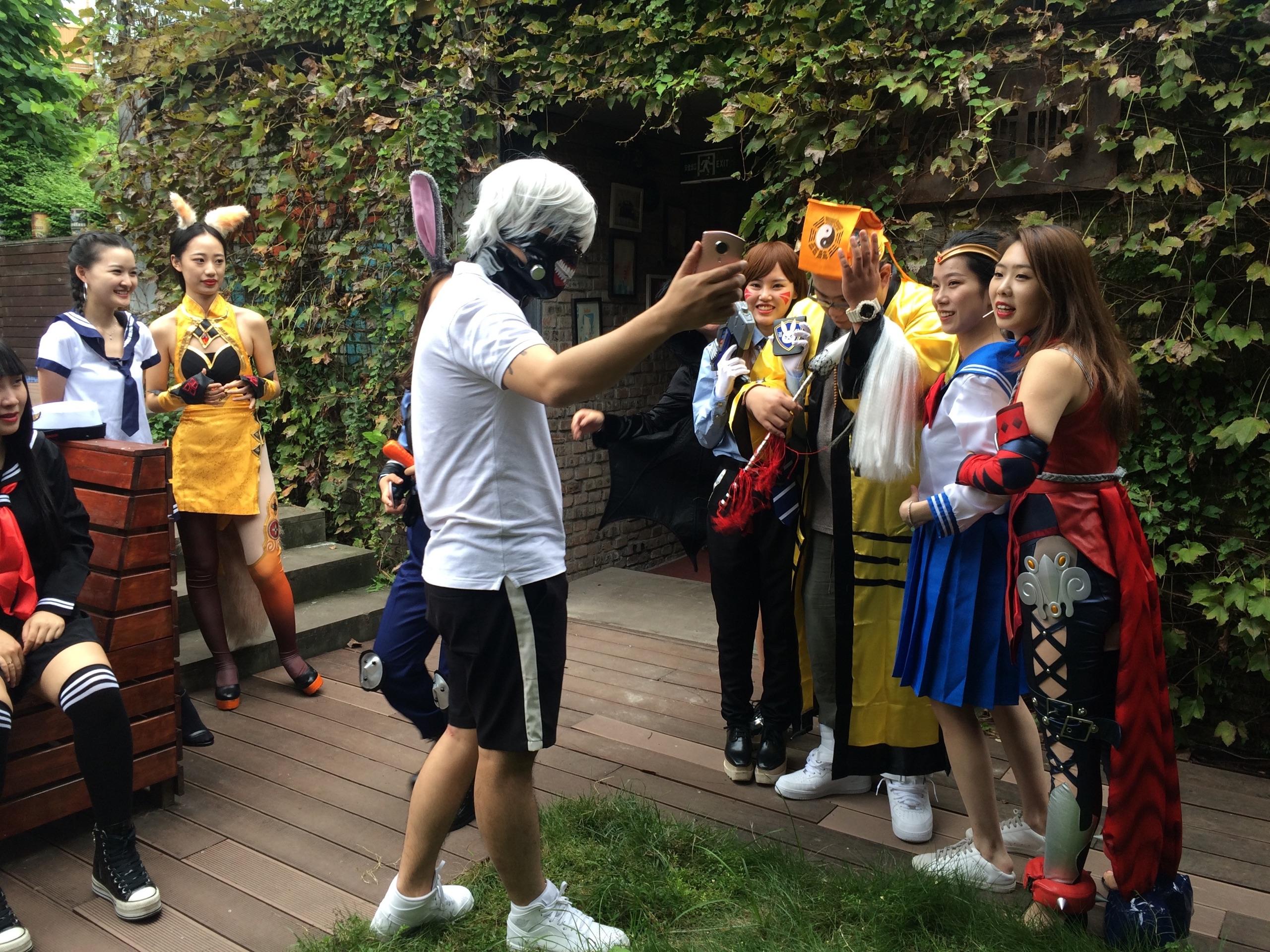 圣诞节也要到了,这不去青春派玩一波?简直就是party圣地!