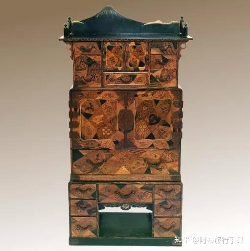 日本豪奢工艺品有多贵:以人民币计,腰带60万元,棋子30万元- 知乎