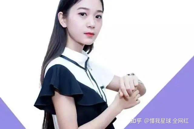 抬杠冠军大蓝";要不就是动不动赚一个亿,比如情商女王"泡泡姐kiki";要