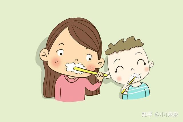 宝宝多大可以开始刷牙?什么时候可以使用含氟牙膏?宝宝成长不同阶段,