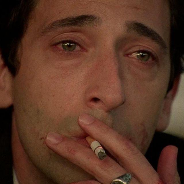 每日提供高质量新闻资讯 打开 app 《超脱》 你看过最致郁的电影或书