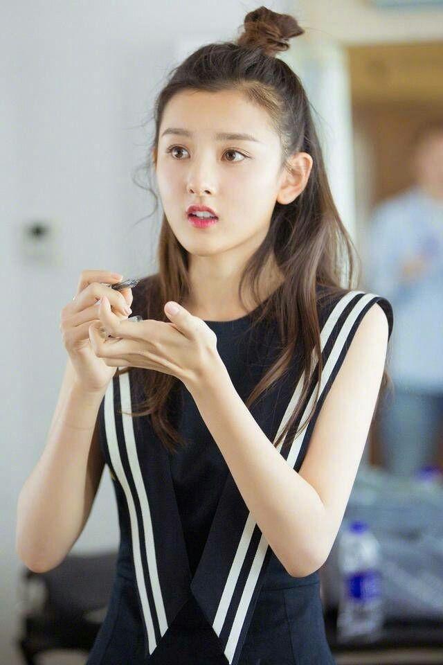 如何评价宝莲灯前传的小哪吒宋祖儿的长相?称得上是大美女吗? - 知乎