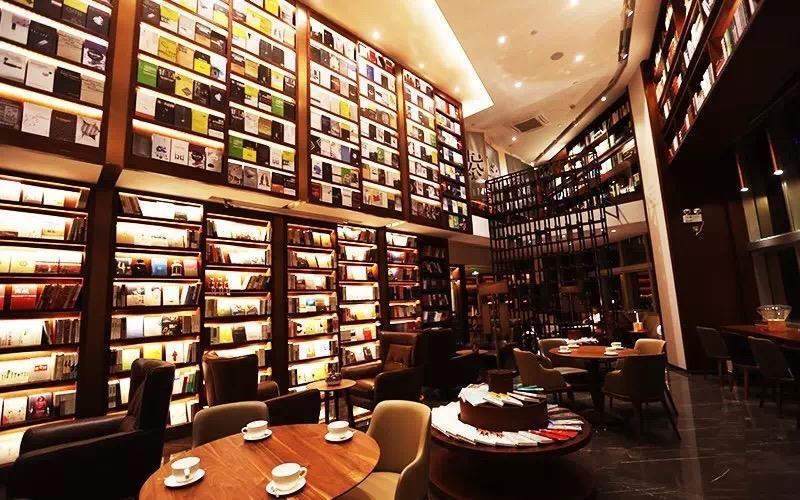 飞地书局是"飞地"(enclave)旗下文艺阅读,体验与人文交互空间.