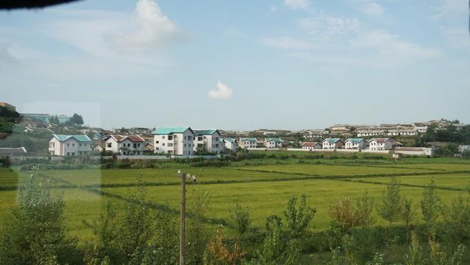 北朝鲜的四天三夜:穿越时间的地平线,告别异乡的“陌路人”