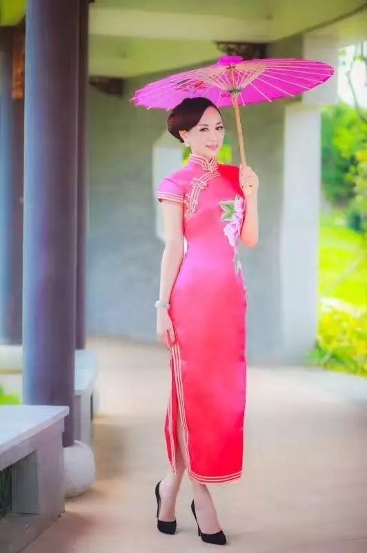 传奇夫人刘淑华陈倩云领略传统文化传承国粹之美