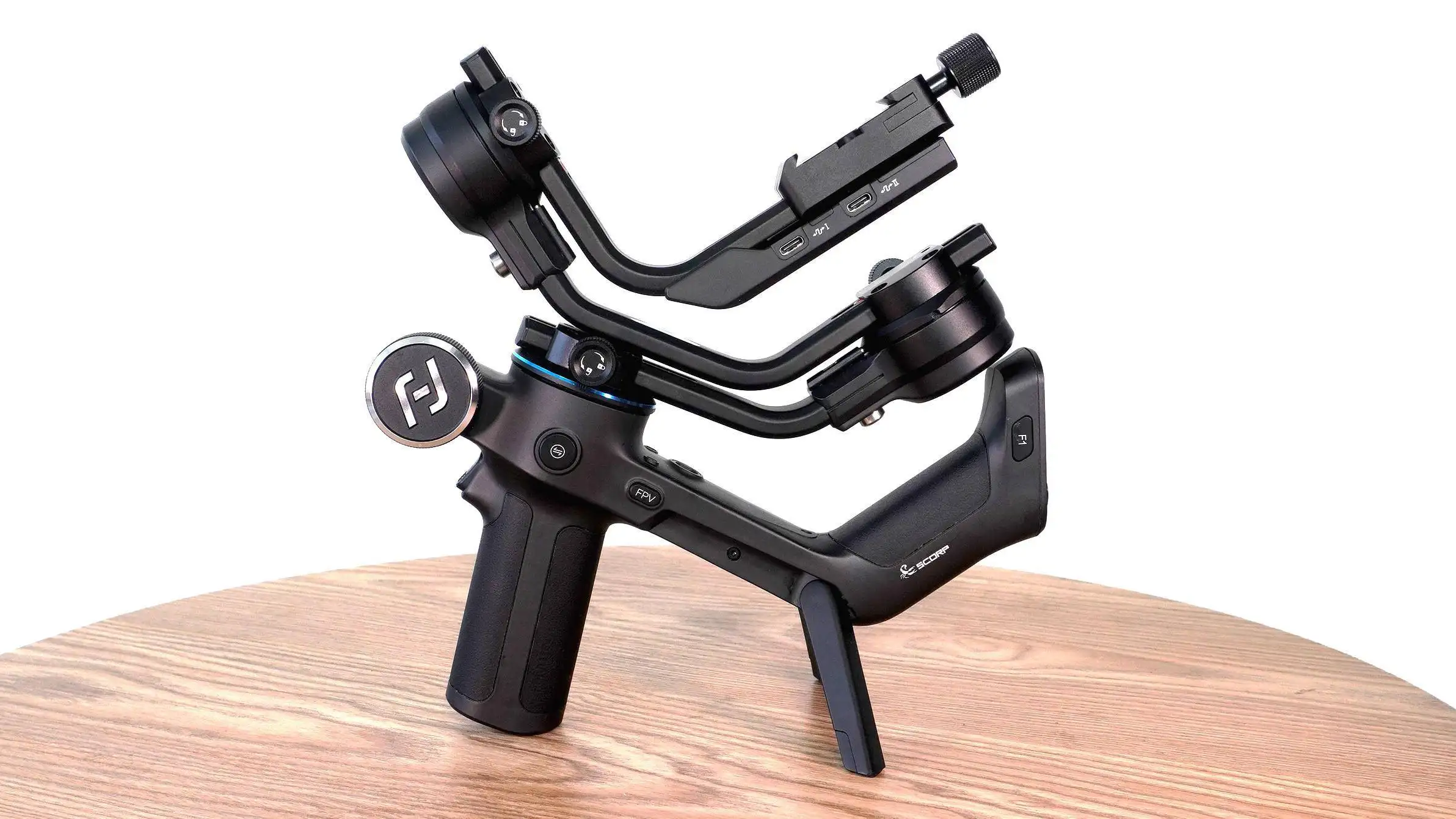 微单相机稳定器如何选相机稳定器推荐飞宇scorpmini试用评测