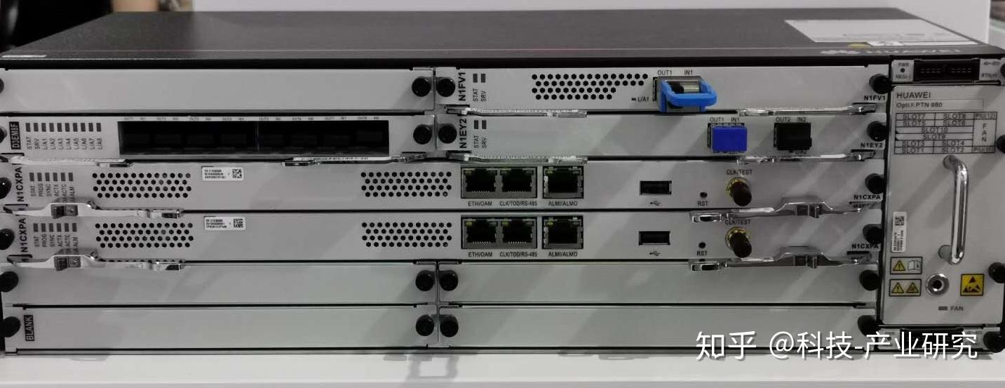 移动的spn接入设备:ptn9802,5g承载设备:主要展出了移动的接入侧设备