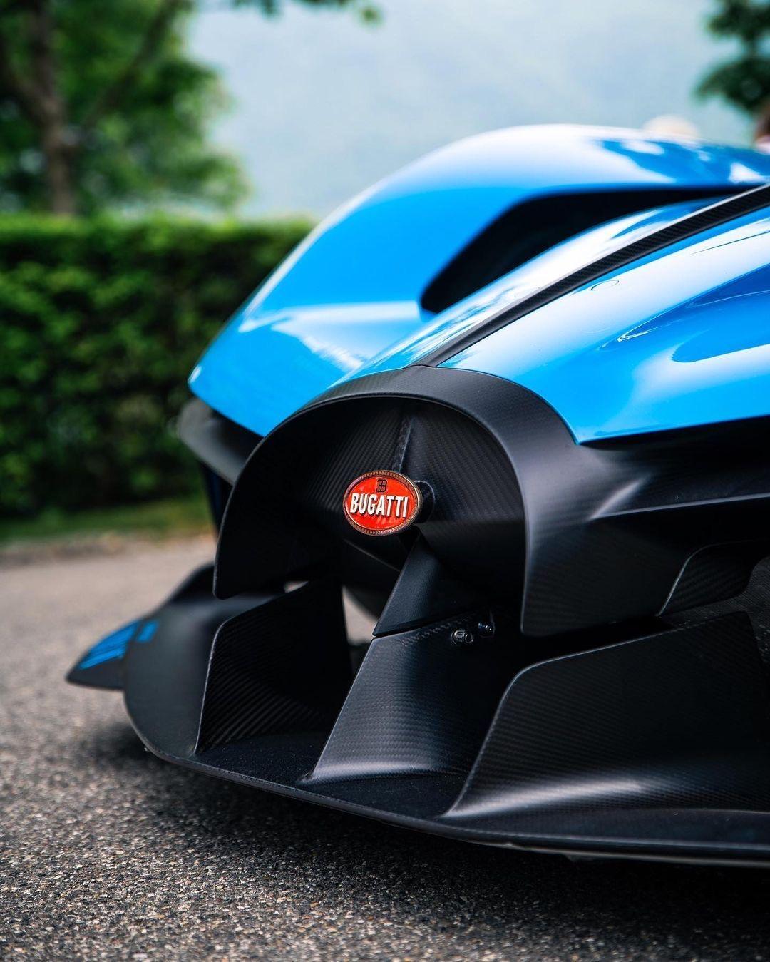 够猛够漂亮布加迪bolide