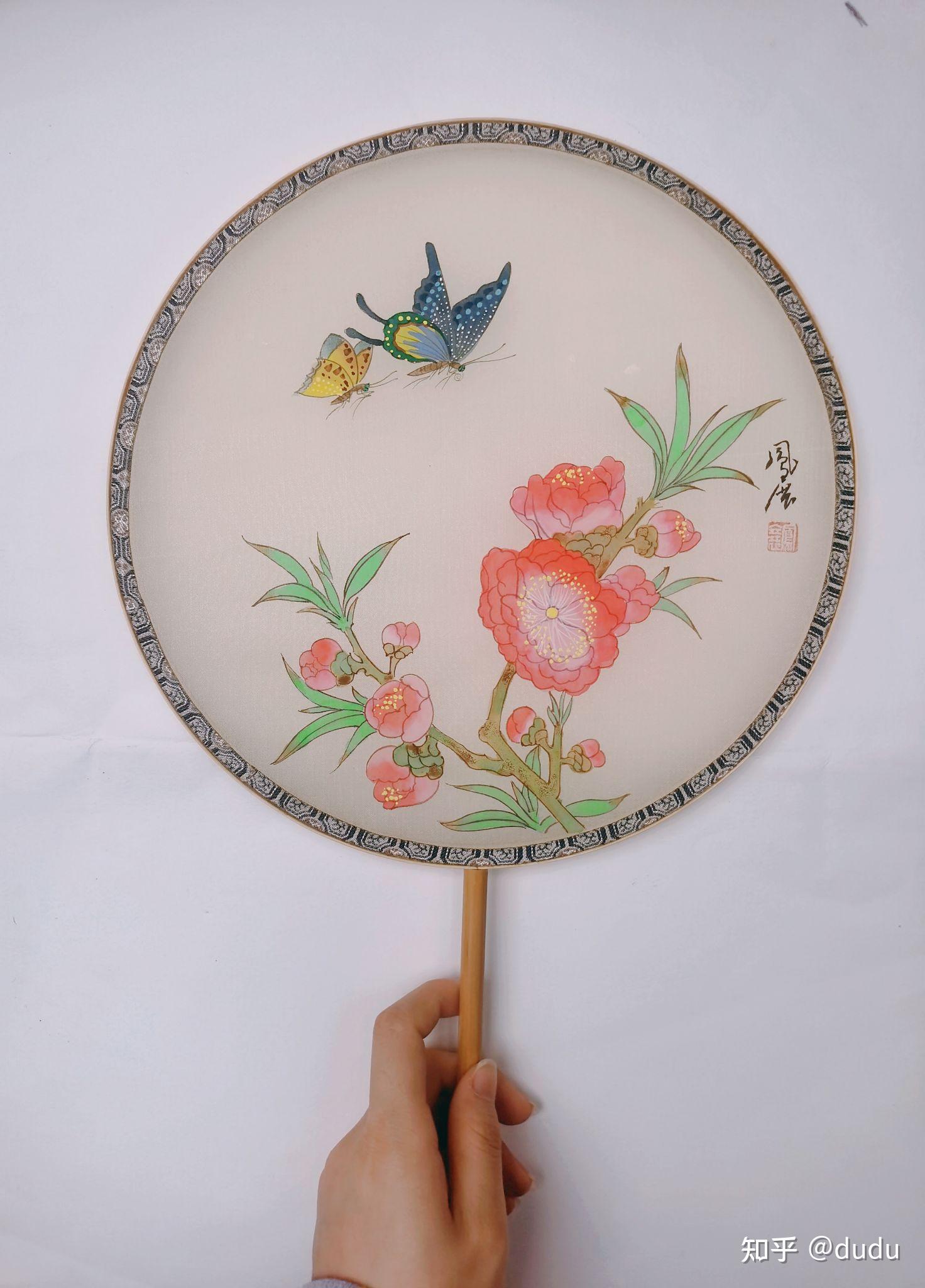 指尖上的非遗文化扇子