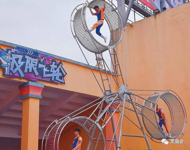 2022 秋冬时装大秀在时尚商业地标综合体——深业上城震撼启幕!