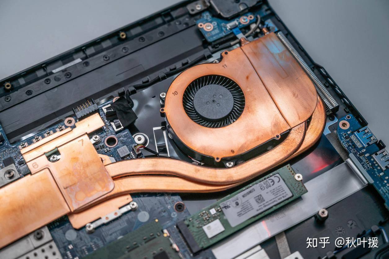 雷神911plus2代轻薄游戏本游戏之余生产力