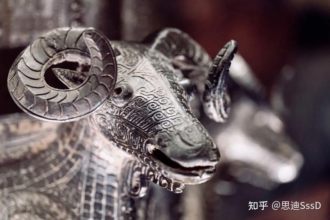 青銅方尊 禁止出境010-四羊青铜方尊- 知乎