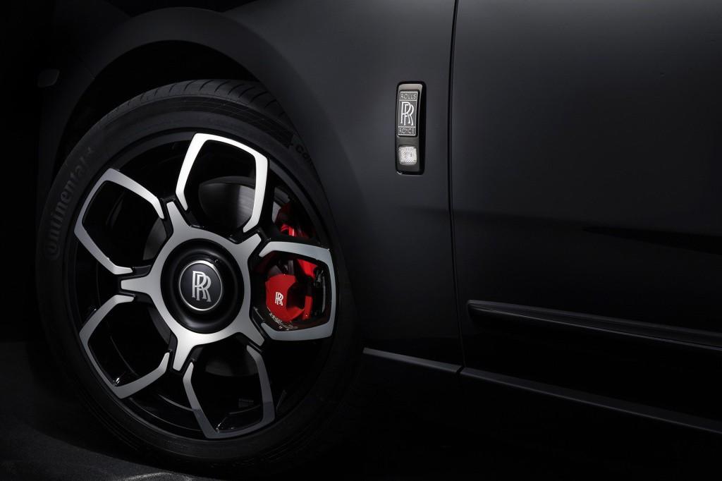 买不起系列库里南blackbadge车型上市售780万元