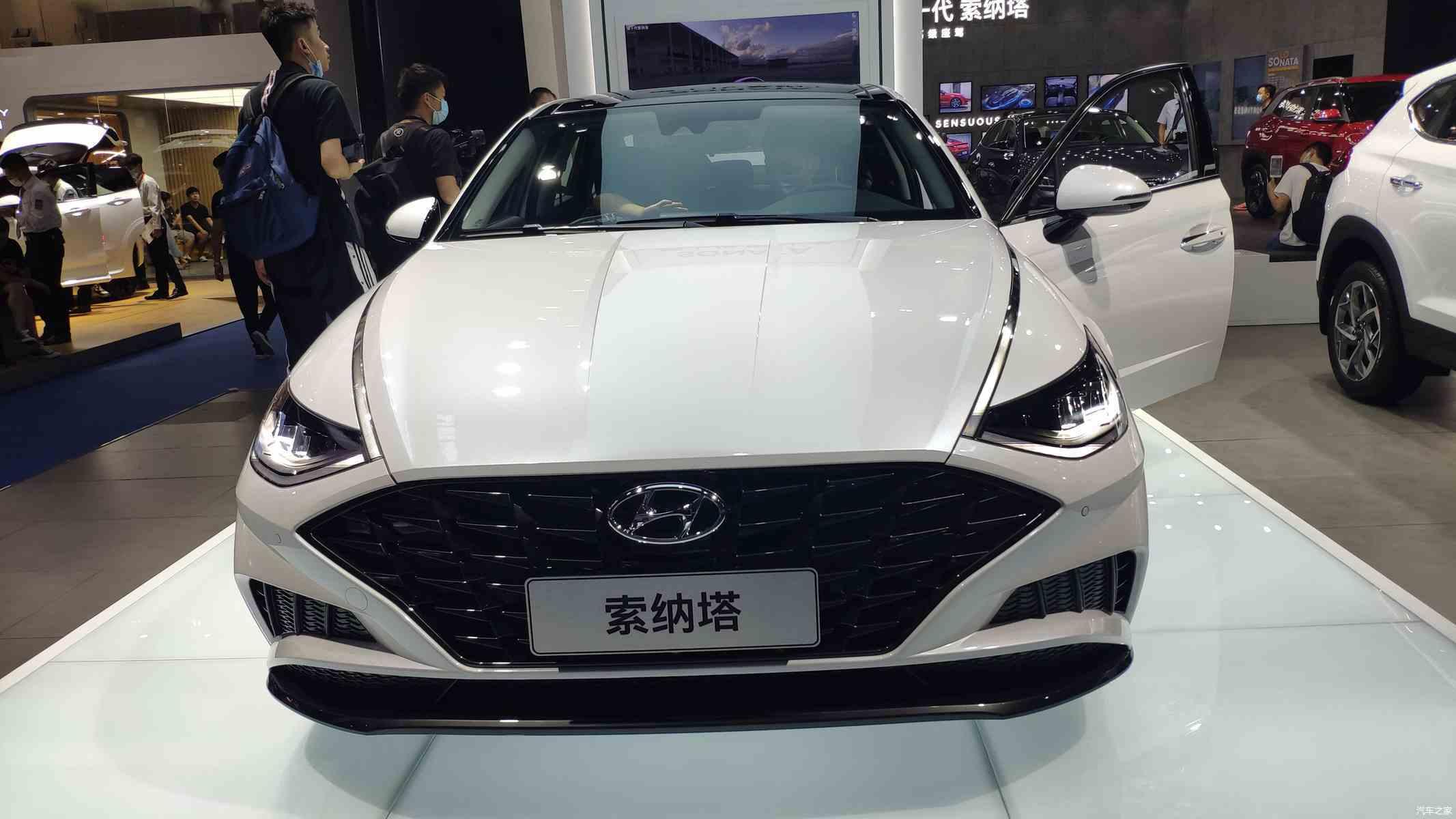 秀儿是你吗全新现代索纳塔亮相2020成都车展