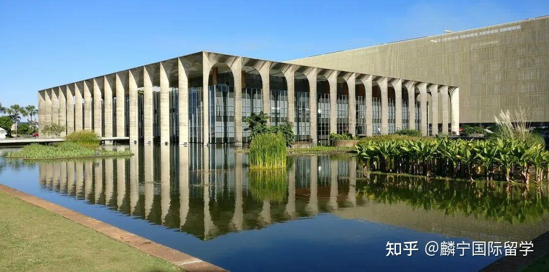 詹姆斯库克大学