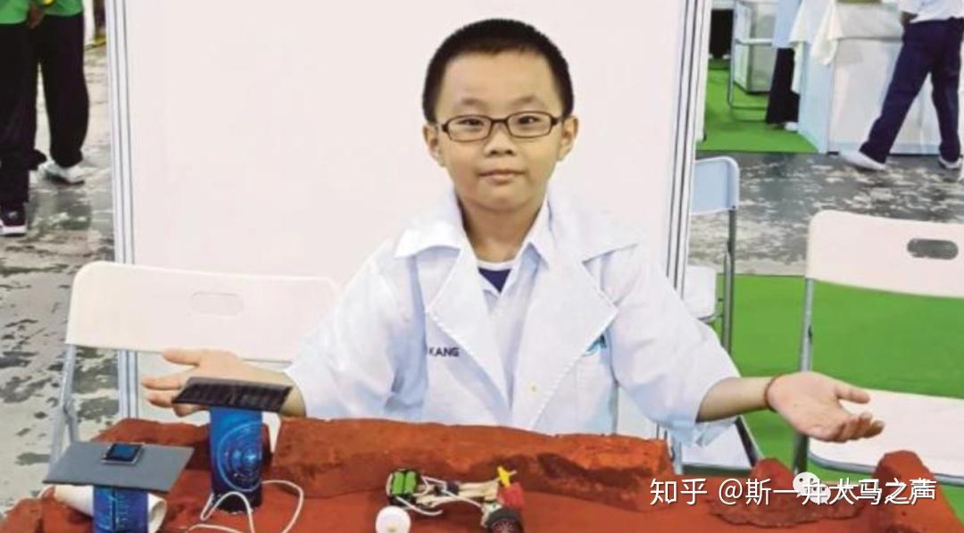 他还赢得了美国国家航空航天局(nasa)月球厕所挑战赛