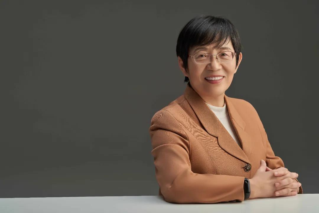 中国慈善家2020年度人物 | 杨团:总是被沸腾的生活吸引 - 知乎