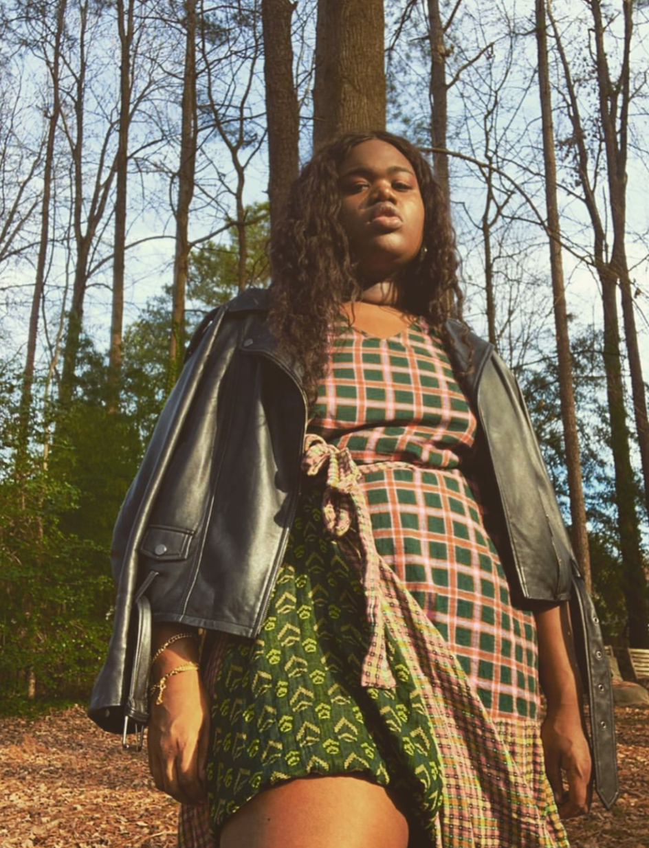 女模"黑丑胖"被骂令人作呕!泫雅,肯豆代言的ck形象大翻车?